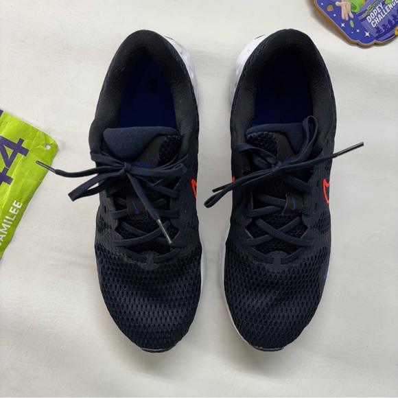 Nike Renew Ride 2 'Dark Obsidian Hyper Crimson', Running Shoes - Picture 3 of 10